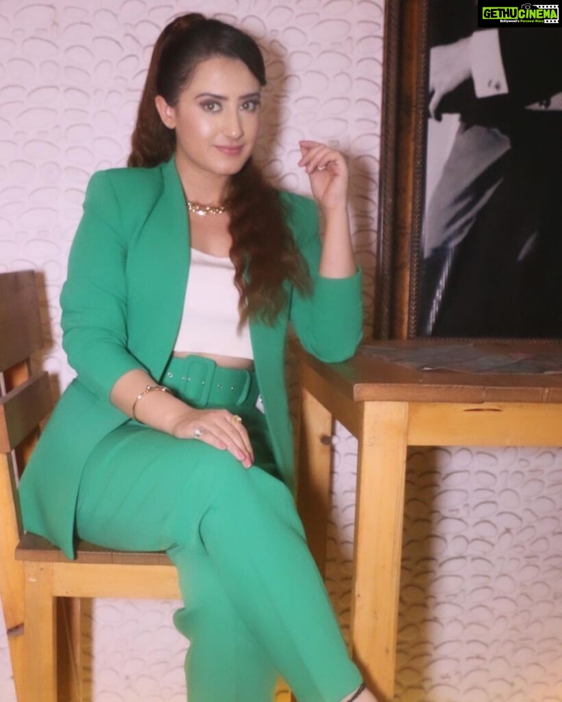Aalisha Panwar Instagram - If you don’t Build your Dream.. ., someone will Hire you to Build their’s.. ., . . #tuesdaymotivation #tuesdayvibes #ishqiyaatpromotions #pressmeet #ishqiyaat #14thfeb #comingsoon #staytuned
