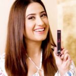 Aalisha Panwar Instagram - @reneeofficial Tease and Please your Lips by RENÉE Tease Lip Plumper. Get fuller and plumper lips, trust me this works like magic. Use code AALISHA10 to get 10% off on www.reneecosmetics.in Also available on Myntra, Nykaa, Amazon, Flipkart, and more #ReneeCosmetics #Tease #LipPlumper #FullerLips #PlumpedLips #feelitreelit #trendingreels #trends #transition #makeup @celeb_connect