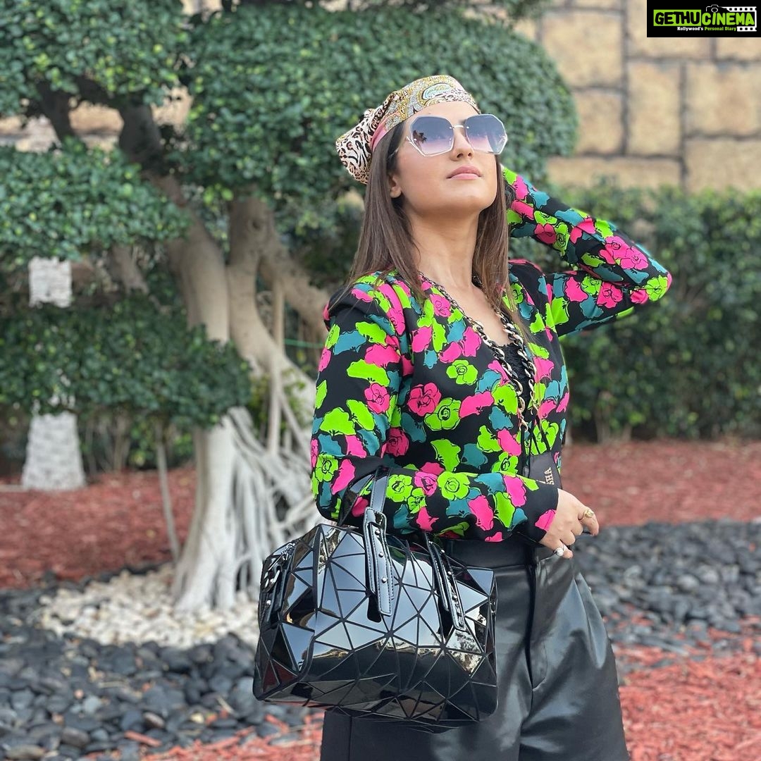 Aalisha Panwar Instagram - Always remember - You deserve good things .. .., 💗 . . #sundaymotivation #sundayvibes #traveldiaries #Dubai #dubaiexpo2022