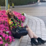 Aalisha Panwar Instagram - They whispered to her - “You cannot withstand the Storm.. ..” She whispered back - “I am the Storm .. !!” 💐💓 . . #travel #dubaidiaries #travelgram #dubaiexpo2022 Atlantis, The Palm