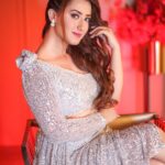 Aalisha Panwar Instagram - Sparkle on darling .. .✨🪩 . . . . Wearing- @the_adhya_designer Hair- @chhayanohar Clicked by- @sk_.click Location- @recreate.spaces