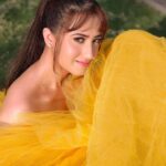 Aalisha Panwar Instagram - Shine baby .. .,✨💫 . . Wearing- @pankh_studio Styling- @nehaadhvikmahajan Hair - @chhayanohar Clicked by- @ashish_sawant__ . #ITAAwards2022 #dolledup #photoshoot #wednesdayvibes #actress #aalishapanwar