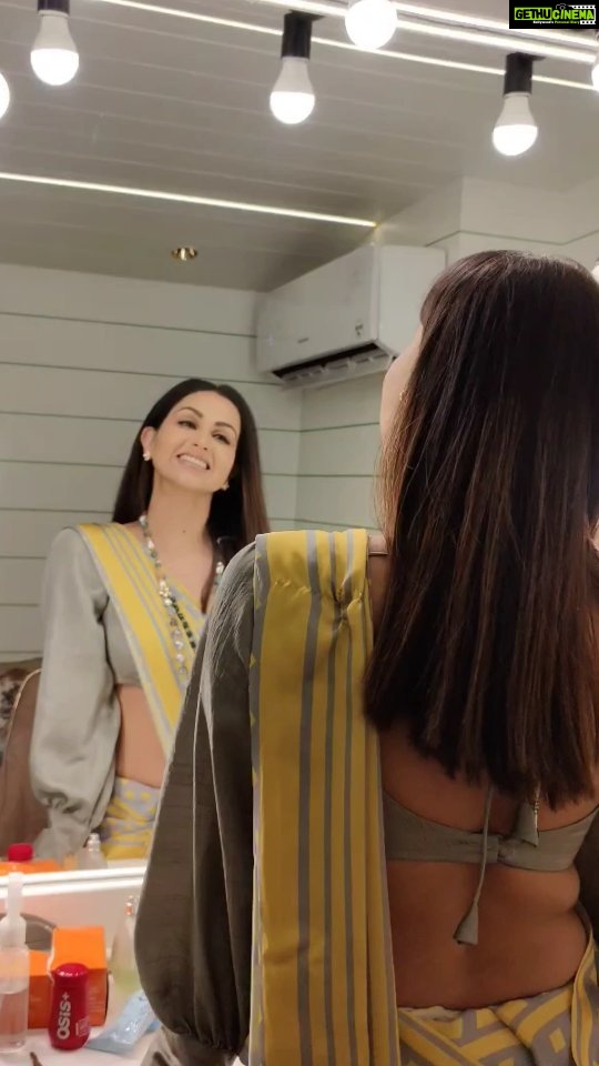 Aanchal Khurana Instagram - Still the same woman with the same name. Just a different mindset and a new growth game πΌππ #mashallah π§Ώ . . . . . . . . #trending #terehawale #trendingaudio #instagram #feelinggood #love #yellow #vanity #mirrorselfie #potraits #photography #balh2 #sony #roadies #actor #entrepreneur #fashion #aanchalkhurana #mumbai