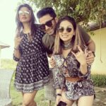 Aanchal Khurana Instagram - Home is where my Homies are! #AK #teenAK #aanchalkhurana #alefiakapadia #abhinavkapoor Choker @moedbuille Gokarna Om Beach