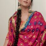 Aanchal Khurana Instagram - Mai sirf meri nahi, aap sabkiiii bhi favourite hu 🥰 thankyou everyone - Brinda ❤️ . . . . #punjab #punjabisongs #punjabisuit #nagadasangdhol #trending #punjabi_tadka #punjabi #desigirl #desi #reelsinstagram #instapost #instamood #viralreels #instalike #feelpretty #cute #love #shades #jabwemet #shahidkapoor #kareenakapoor #brinda #aanchalkhurana #badeachelagtehain2 #balajitelefilms #grateful #shukran #iamlove #geet
