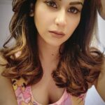 Aanchal Khurana Instagram - When you don't even shoot for 5 days in a month ~ Brinda 😂 So qubool hai 🤍 . . . . . #funnyreels #reelitfeelit #reelkarofeelkaro #affirmations #positivemindset #smile #happiness #aanchalkhurana #balh2 #brinda #raya #trending #trendingreels #viral #viralvideos #instagram #roadies