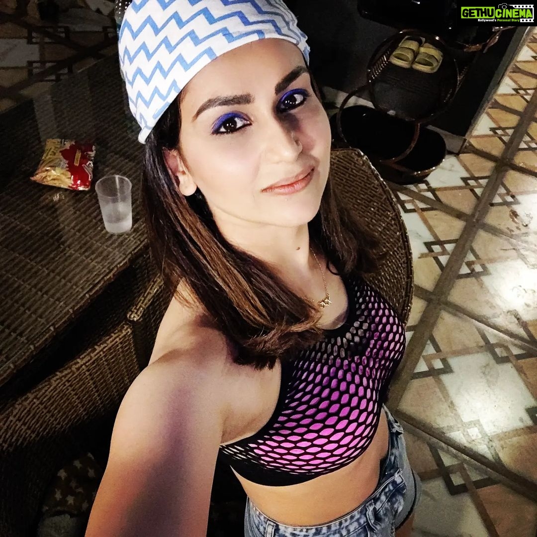 Aanchal Khurana Instagram - I am the loving energy of the universe ✨⭐🫶 Lonavala
