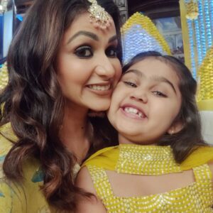 Aanchal Khurana Instagram - No Hate in me. It's either all love or idgaf ✌️
Every day phenomenal with my little jaan @aarohi_123kumawat 💕