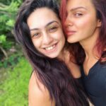 Aashka Goradia Instagram - Happy happy birthday babyyyyy @abigail_pande We may not have new pictures but I think of your everyday. Only the most choicest and wonderful wishes for you my 🐥, forever. #birthdaygirl ❤️