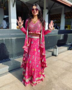 Aashka Goradia Instagram - 💖💗💞💓