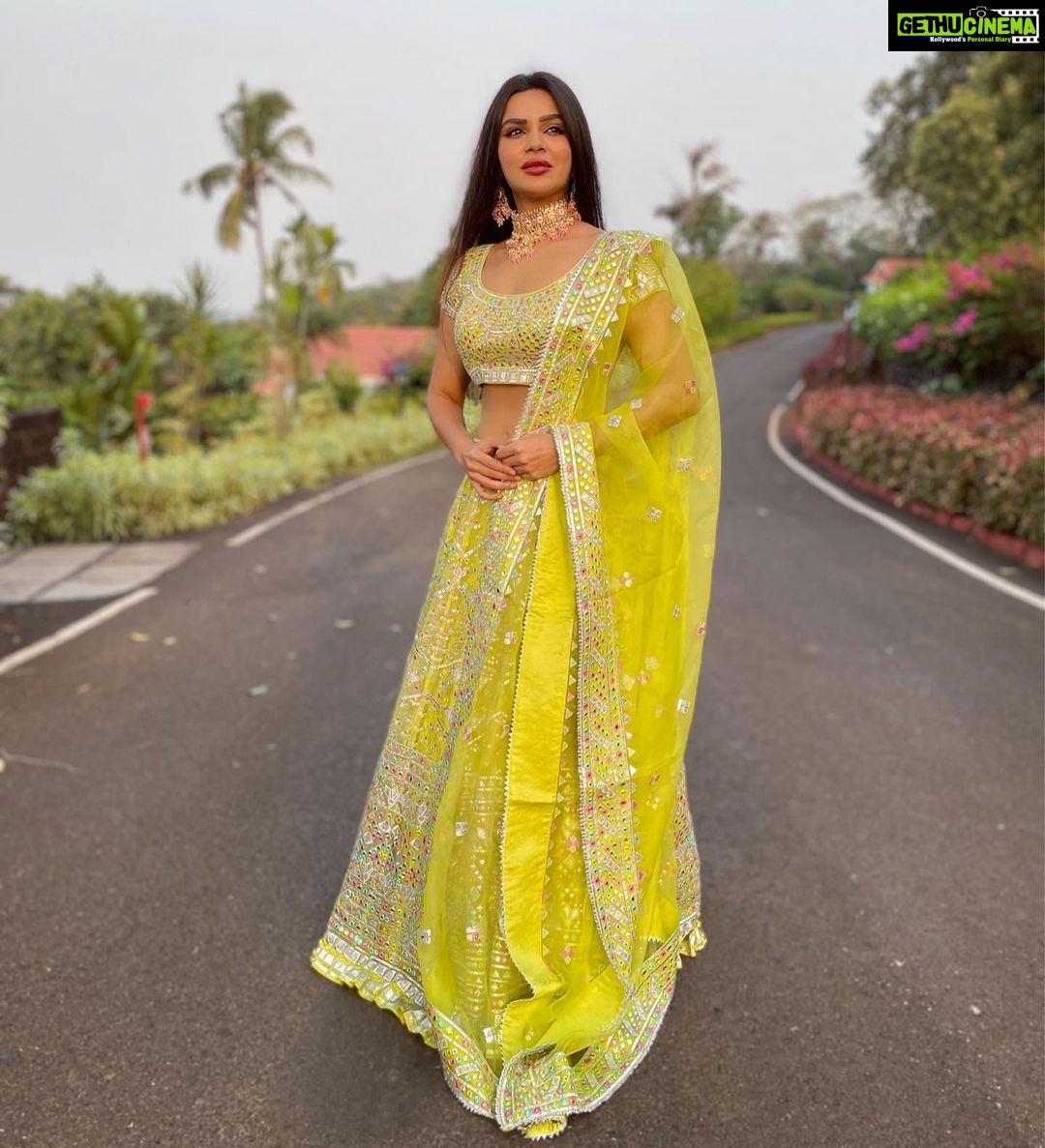 Aashka Goradia Instagram - 💚 . . . . . . . . . Goa