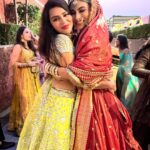 Aashka Goradia Instagram - Happiness and Love All now and forever…. Ho gayi iskiiiii shaaaaadiiii…. 😻😻😻 Monobinaaa @imouniroy HELLO MRS ❤️ Goa