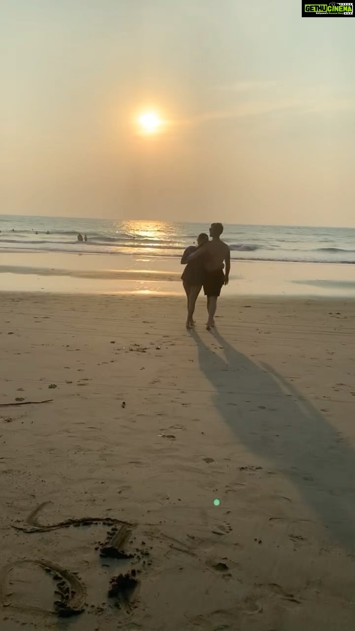 Aashka Goradia Instagram - With you I walk, this whole life. @ibrentgoble ❤️