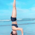Aashka Goradia Instagram - Do what you like! Just do it. . . . . . #beachyoga #sirsasana #ashtanga #yogapractice #yogaforlife