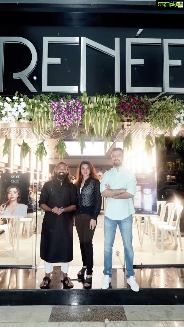 Aashka Goradia Instagram - What a journey’ Welcome to the first Flagship store in Ahmedabad. First is always special - first product - first presentation - first communication and before any second and multiples, firstly thanking a spectacular team at RENÉE for bringing the power house of beauty, together. It truly takes a #TEAM to make something extraordinary. So proud of everyone who is in this journey with the three of us. @jacobprix @ashutoshvalani and I value all that goes into making what we call RENÉE ❤️ Reborn - RENATUS Onwards and Upwards ❤️