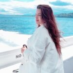 Aashka Goradia Instagram - Ocean and Sky - my 💙 - the only BLUE