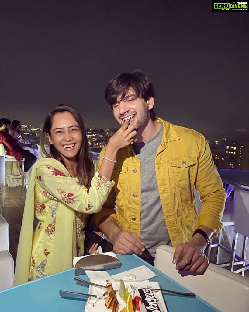 Aasiya Kazi Instagram – 😂 ️ #comedy #reels #funnyvideos #niece | Gethu ...