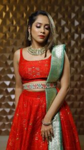Aasiya Kazi Instagram - Had such a fun time dolling this beautiful actress @aasiya_o9 looking surreal in this gorgeous avatar

makeover by @makeoversbyneeta

And our star photographer @shootingwooting

Outfit @neckbookarinkooproduct

#airbrushmakeup #andherimakeupartist #mumbaiweddingmakeupartist  #bridesof2021 #makeupacademymumbai #airbrushmakeuptrainer #airbrushmakeupacademy #bestmakeuptrainer #makeupideas #makeupaddict #bridalfashion #bridesofinstagram #indianmua #topbridalmakeupartist #bestmua #bandramakeupartist #makeup #reelitfeelit #reelsindia #reelslovers #reelstransition #makeupreels #reelstrending #reelsmakeup #instareels #fashionreels #indiareels #bridesofinstagram #reels #reelitfeelit #reelsindia #reelslovers#reelstransition #makeup #mumbaiwedding #mumbaibestmakeuptrainer #makeup