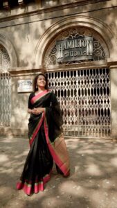 Aasiya Kazi Instagram - 🌸

@jaysingal_ 
@thombrekapil 

#mumbai #town #hamiltonstudio #réel #reelsvideo #fashion #streetphotography