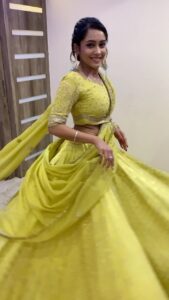 Aasiya Kazi Instagram - Dress as you want to be addressed 🌼 Stylist:- @yashasvisingh19 Wearing:- @rajarani_couture Earrings:- @zaya.jewels (Prev one got del for some reason)🤷‍♀️ #slowmotion #reels #reelitfeelit #video #instagram
