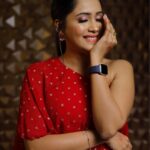 Aasiya Kazi Instagram – 💕

💄:- @makeoversbyneeta 
📸:- @shootingwooting 
@mazinmulla9 💜

#photography #photoshoot #latepost #insta #instagram