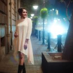 Aasiya Kazi Instagram - ✨🌙 Clicked by:- @jaysingal_ Stylist:- @yashasvisingh19 Make up:- @thombrekapil Hair:- @meenakshikolvankar