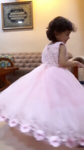 Aasiya Kazi Instagram - 🧿❤️

#niece #niecelove❤️ #meriduniya #reels #trendingreels #instagram