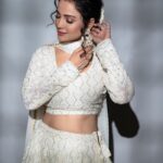 Adaa Khan Instagram – Happiness is in the air …. It’s Diwali everywhere 💫✨
#happydiwali ♥️
.

#traditional #diwali 
#ootd #photooftheday #fashion #style #ootdinspo #instagood #instadaily #fashionista #stylefile #lookbook #fitgirls #stylish #fashionbuzz #styling #fashionlikeadaa #adaakhan 
🧣- @nidhikurda 
 📸 @photophactory_production
👗- @the_clothing_rack_
💎- @rubans.in @oakpinionpr