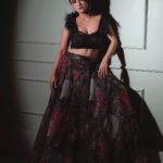 Adaa Khan Instagram - Shadow-rani🌓 . . . #ootd #photooftheday #fashion #style #ootdinspo #instagood #instadaily #fashionista #stylefile #lookbook #fitgirls #stylish #fashionbuzz #styling #fashionlikeadaa #adaakhan