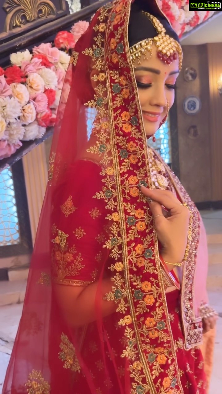 Adaa Khan Instagram - Thank you for everything 🗡️😈 #iykyk See you soon ♥️ . . #shesha #naagin6 #feelkaroreelkaro #feelitreelit #reelsinsta #reeling #reelsgram #reelitfeelit #adaakhan
