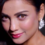 Adaa Khan Instagram - Shades of Shesha 🖤/❤️ Choose 🤪 . . 📸 - @smileplease_25 #feelkaroreelkaro #feelitreelit #reelsinsta #reeling #reelsgram #reelitfeelit #adaakhan