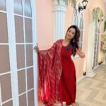 Adaa Khan Instagram - Intezaar ❤️✨ . . 👗: @janasyaclothing . . #photooftheday #indianwear #fashion #style #stylish #stylefile #lookbook #stylebuzz #fashionfever #red #ootd #ootdinspo #ootdfashion #promotions #adaakhan