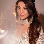 Adaa Khan Instagram – Jashn e Bahara 💫🌸
.
.

.
.
.
#traditionalwear #ramzan #stylefile #ootd #ootdfashion #fashion #style #stylish #fashionfever #stylebuzz #fashionista #fashionlikeadaa #instagood #picoftheday #adaakhan
