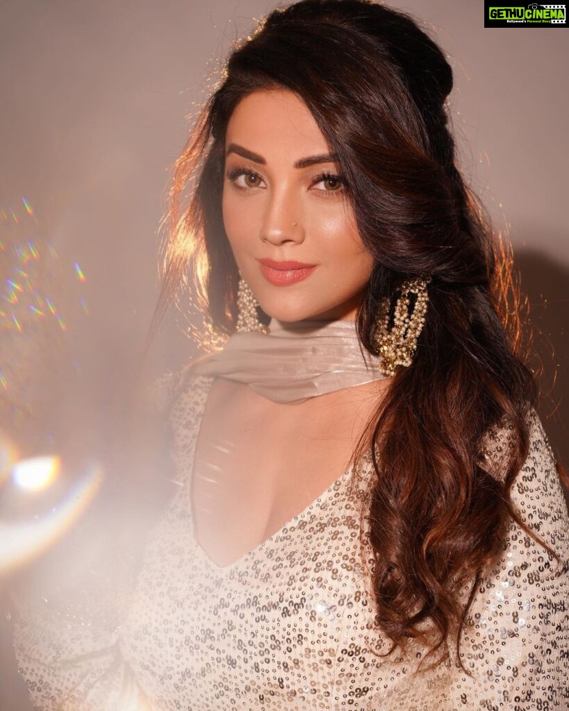 Actress Adaa Khan HD Instagram Photos and Wallpapers April 2023 | Gethu ...