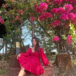 Adaa Khan Instagram – 🌺 makes me 😁
.
.

#photooftheday #ootd #fashion #style #fashionista #lookbook #stylefile #instagood #instadaily #fyp #fashionlikeadaa #adaakhan