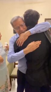 Addite Shirwaikar Malik Instagram - It was his 70th n Dad wasn’t expecting us , over a call a day before he just said ‘ dekhle … (pause) .. kaam pehle hai ! ‘ suppressing what he wanted to say ( that’s him ) . He really wanted to meet me adi n especially ekbir . So me n adi immediately felt him , booked the tickets n gave him a surprise ! He was in tears and his tears made me realise how loved I am . Thankyou dad for everything n let me be a little matured here to tell you that ‘ aap pehle ho ‘ ❤️ happy 70th dad( the good looking guy in blue shirt )