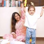 Addite Shirwaikar Malik Instagram - It’s very common to look at your post-pregnancy body and compare it with how you used to look before childbirth. But this comparison can leave you feeling embarrassed and it can also make you question your self-worth. Therefore, the answer lies not in feeling negative about your post-pregnancy body, but embracing the way you look and celebrating it as your new found beauty. This International Women’s Day, join India’s No. 1 Pregnancy Kit - Prega News to send a message to every woman that her post-pregnancy body is her #MarkOfStrength. @preganews #InternationalWomensDay #WomensDay #WomensDay2023 #PregaNews #GoodNews #PregaNewsMeansGoodNews #BodyPositivity #SelfLove #LoveYourself #CelebrateMySize #HonorMyCurves Makeup @sakhshisabhaney_makeup ❤️