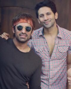 Addite Shirwaikar Malik Instagram - Hi guys..We are helping raise funds for our dear friend Vaibhav Kumar Singh Raghave who is suffering from a rare type of colon cancer.. He was detected with stage 4 cancer last year..It came as a shock for all us..But together we can make him sail thru this.. He has responded very well to all treatments last year but he needs more.. The family has exhausted all funds that we had raised thru ketto.org & otherwise..He is undergoing treatment at the Tata Memorial Hospital in Mumbai, His 1 immunotherapy costsus 4.5 lakhs rs. His treatment requires a large amount of money and we are trying our best to collect all the funds we can. Your help and support towards raising these funds will help our friend.. plz donate watever possible to help us achieve this.. let’s make this possible.. @vibhuzinsta 
Thank you all
Plz keep him in your prayers too🙏
(Link to donate is in highlights & out stories)