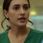 Additi Gupta Instagram - Ek ore PC ki jaan hai khatre mein toh doosri taraf Vikrant ki haalat rehab center mein ho rahi hai aur bhi zyaada kharaab. Ab inn mushkil haalaton mein kya karenge Dr. Deepika aur Dr. Abhay? Dekhiye #Dhadkan, Mon-Fri, raat 10 baje, sirf Sony par. #DhadkanZindaggiKii @additigupta @rohitpurohit08 @thenishantsingh @raghavdhirr @ashwinmushran @alma_hussein28 @vidyutxavier @kaushikchakravorty @mirinda.niranjan @sanyogeetabhave