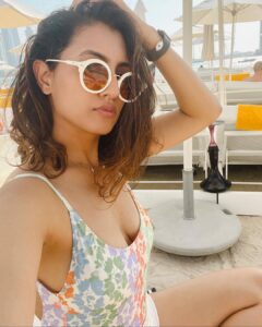 Additi Gupta Instagram - Sun-Tan Day 🌴