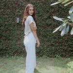 Additi Gupta Instagram – White has it all !!
….
📸 @iamsayedrashid Madh Island, Mumbai