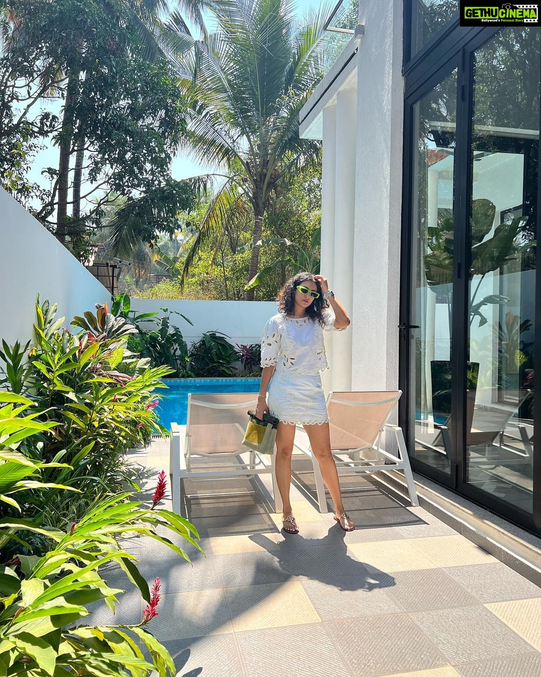 Additi Gupta Instagram - ☀️🌴 …. @avisahomesgoa #VillaEscala