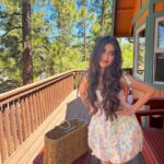 Aditi Bhatia Instagram - 🤍🌿✨ @revolve #RevolveMe Shot by @ivor 🌝 Big Bear Lake, California