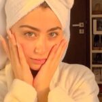 Aditi Bhatia Instagram - Slay your Summer Skincare Routine with Olay's Vitamin C Serum & Moisturiser. They penetrate 10 layers deep into the skin, two times faster. All you have to do is, Step 1: Apply Olay Vitamin C Serum Step 2: Lock the goodness by applying Olay Vitamin C Moisturiser This has helped me reduce dark spots, pigmentation, and blemishes 🤍 You can also check out the Hyaluronic Acid & Cica Serum from this range which helps fight different skincare concerns. Use my code: SUPER35 to get amazing discounts on Nykaa 😍 #Ad #SkinSoDeepInLove #OlaySuperSerums #OlayVitaminCSerum #OlayVitaminCMoisturiser #Skincare