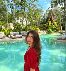 Aditi Bhatia Instagram - ❤️

@hotelmuare