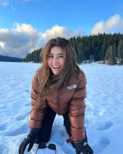 Aditi Bhatia Instagram - Hello 2023 🤎