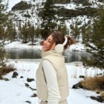 Aditi Bhatia Instagram – almost slipped into the lake at the back 🥶 Prineville, Oregon