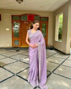 Aditi Bhatia Instagram - only comment allowed is ‘uffff’ 🤭💜