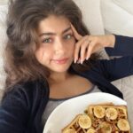 Aditi Bhatia Instagram - so basically waffles are just pancakes with abs that give me flabs ….