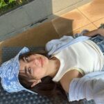 Aditi Bhatia Instagram - eaten too much, can’t move :P